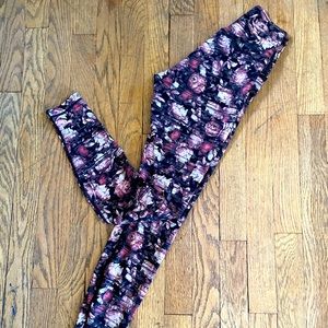 Lululemon Athletica Rose Pants 4